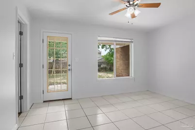 1356 Redwood Ln, Gulf Breeze, FL 32563 - Photo 11