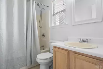 1356 Redwood Ln, Gulf Breeze, FL 32563 - Photo 15