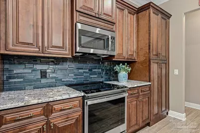 7604 North Shores Dr, Navarre, FL 32566 - Photo 13