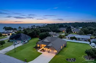 7604 N Shores Dr, Navarre, FL 32566 - Photo 57