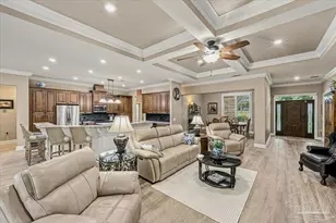 7604 N Shores Dr, Navarre, FL 32566 - Photo 3