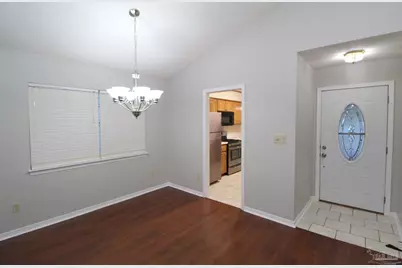 8154 Treetop Ln, Pensacola, FL 32514 - Photo 3