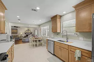 2145 Mykell Dr, Milton, FL 32583 - Photo 11