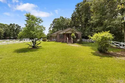 601 Booker St, Cantonment, FL 32533 - Photo 5