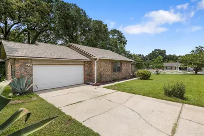 601 Booker St, Cantonment, FL 32533 - Photo 3