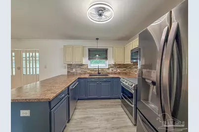5535 Debbie Dr, Milton, FL 32570 - Photo 9