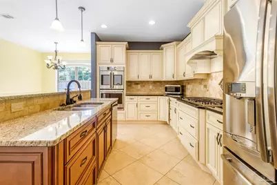 651 NE Powell Dr, Fort Walton Beach, FL 32547 - Photo 23