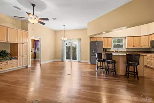 920 N 19th Ave, Pensacola, FL 32501 - Photo 9
