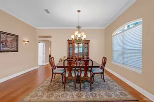 920 N 19th Ave, Pensacola, FL 32501 - Photo 5