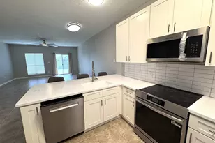 2703 Bay Club Dr, Navarre, FL 32566 - Photo 9