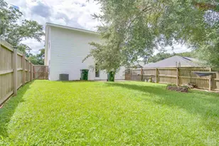 8824 Smiley Ct, Pensacola, FL 32514 - Photo 19