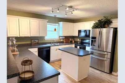 1084 Antigua Cir, Pensacola, FL 32506 - Photo 13