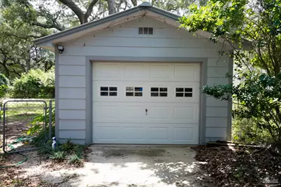 3052 Safronia Shores Rd, Navarre, FL 32566 - Photo 11