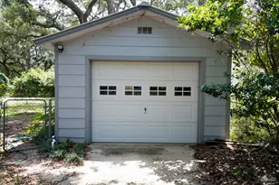 3052 Safronia Shores Rd, Navarre, FL 32566 - Photo 11