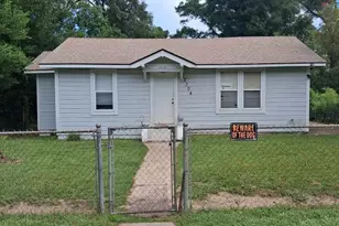 2304 W Blount St, Pensacola, FL 32505 - Photo 1