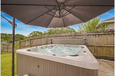 2202 Waltham St, Pensacola, FL 32505 - Photo 3