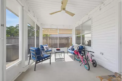 2202 Waltham St, Pensacola, FL 32505 - Photo 7
