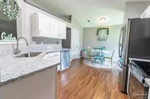 1053 Brownfield Rd, Pensacola, FL 32526 - Photo 15