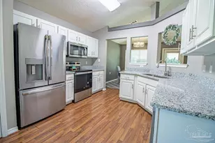 1053 Brownfield Rd, Pensacola, FL 32526 - Photo 13