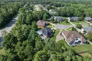 905 Caterpillar Ln, Cantonment, FL 32533 - Photo 51