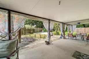 1305 Little Creek Cir, Pensacola, FL 32506 - Photo 29