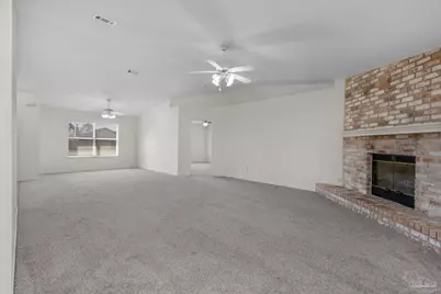 9568 Brentwood Blvd, Navarre, FL 32566 - Photo 5