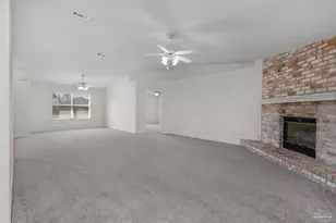 9568 Brentwood Blvd, Navarre, FL 32566 - Photo 5