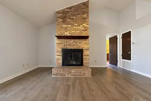 8047 Charter Oaks Dr, Pensacola, FL 32514 - Photo 5
