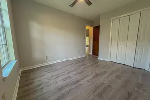 8047 Charter Oaks Dr, Pensacola, FL 32514 - Photo 17