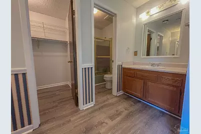 8047 Charter Oaks Dr, Pensacola, FL 32514 - Photo 7