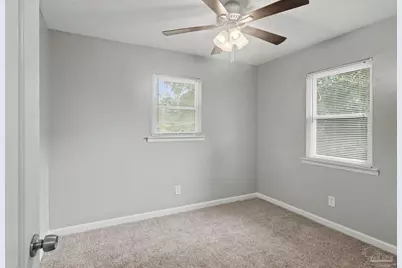 6810 Myra Ln, Molino, FL 32577 - Photo 13