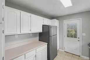 6810 Myra Ln, Molino, FL 32577 - Photo 9