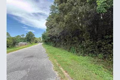 5007 Lillian Hwy, Pensacola, FL 32506 - Photo 11