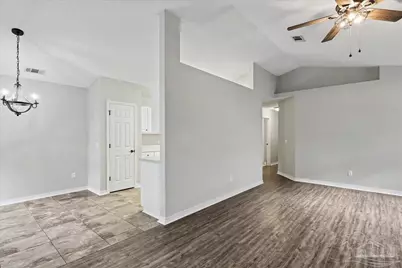 8009 Cayenne Way, Pensacola, FL 32526 - Photo 17