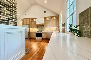 217 N Barcelona, Pensacola, FL 32502 - Photo 9