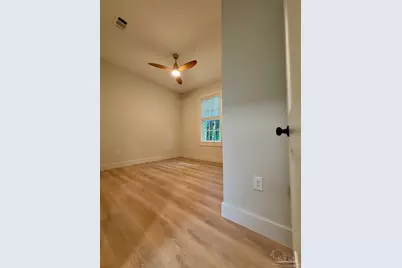 217 N Barcelona, Pensacola, FL 32502 - Photo 19