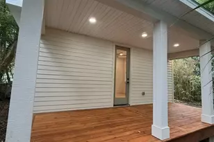 217 N Barcelona, Pensacola, FL 32502 - Photo 35