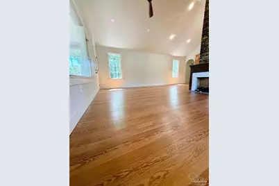 217 N Barcelona, Pensacola, FL 32502 - Photo 11