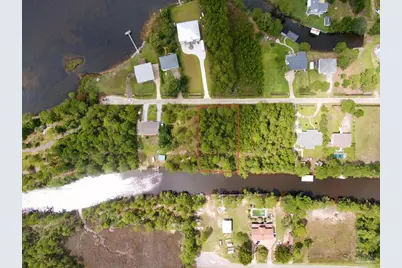 8025 Virginia Ln, Milton, FL 32583 - Photo 5