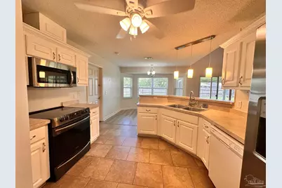 3304 Tiller Ct, Pensacola, FL 32507 - Photo 7