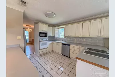 6921 Kitty Hawk Dr, Pensacola, FL 32506 - Photo 9