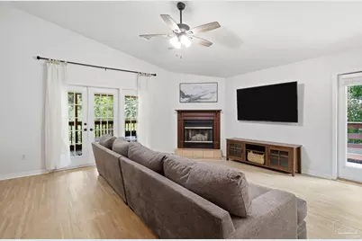 10065 Foxrun Rd, Pensacola, FL 32514 - Photo 7