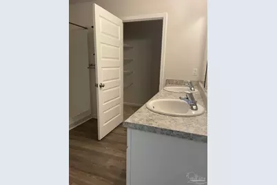 5241 Peach Dr, Pace, FL 32571 - Photo 11