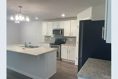 5241 Peach Dr, Pace, FL 32571 - Photo 7