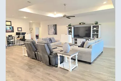 8055 Silver Maple Dr, Milton, FL 32583 - Photo 9