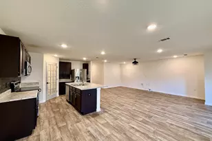 6420 Churchill Cir, Milton, FL 32583 - Photo 5