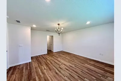 6420 Churchill Cir, Milton, FL 32583 - Photo 13
