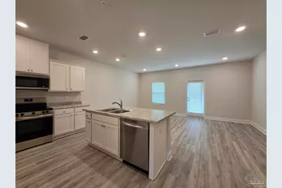 9011 Golden Eye Dr, Pensacola, FL 32506 - Photo 5