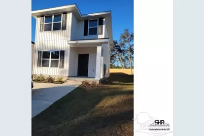 384 Hilburn Ln, Pensacola, FL 32504 - Photo 1