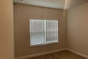 384 Hilburn Ln, Pensacola, FL 32504 - Photo 3